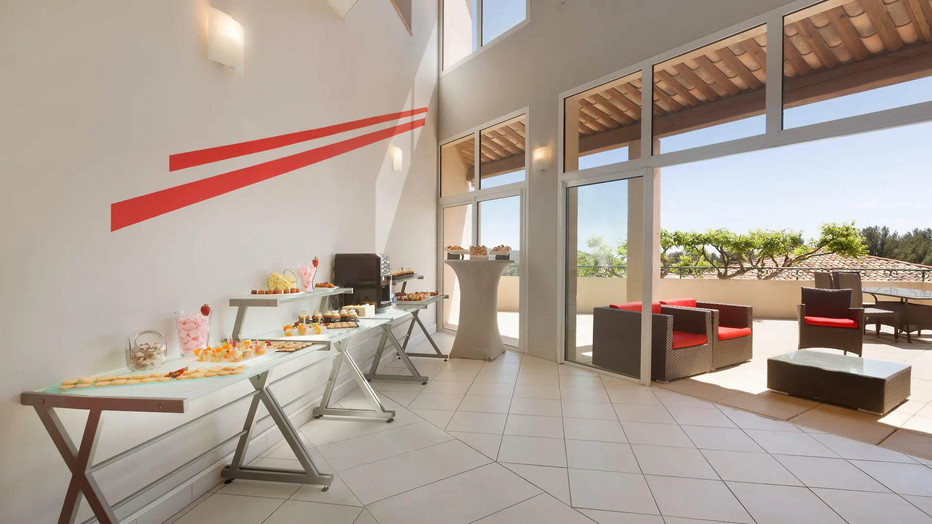 Отель Le Fregate Provence Сен-Сир-сюр-Мер