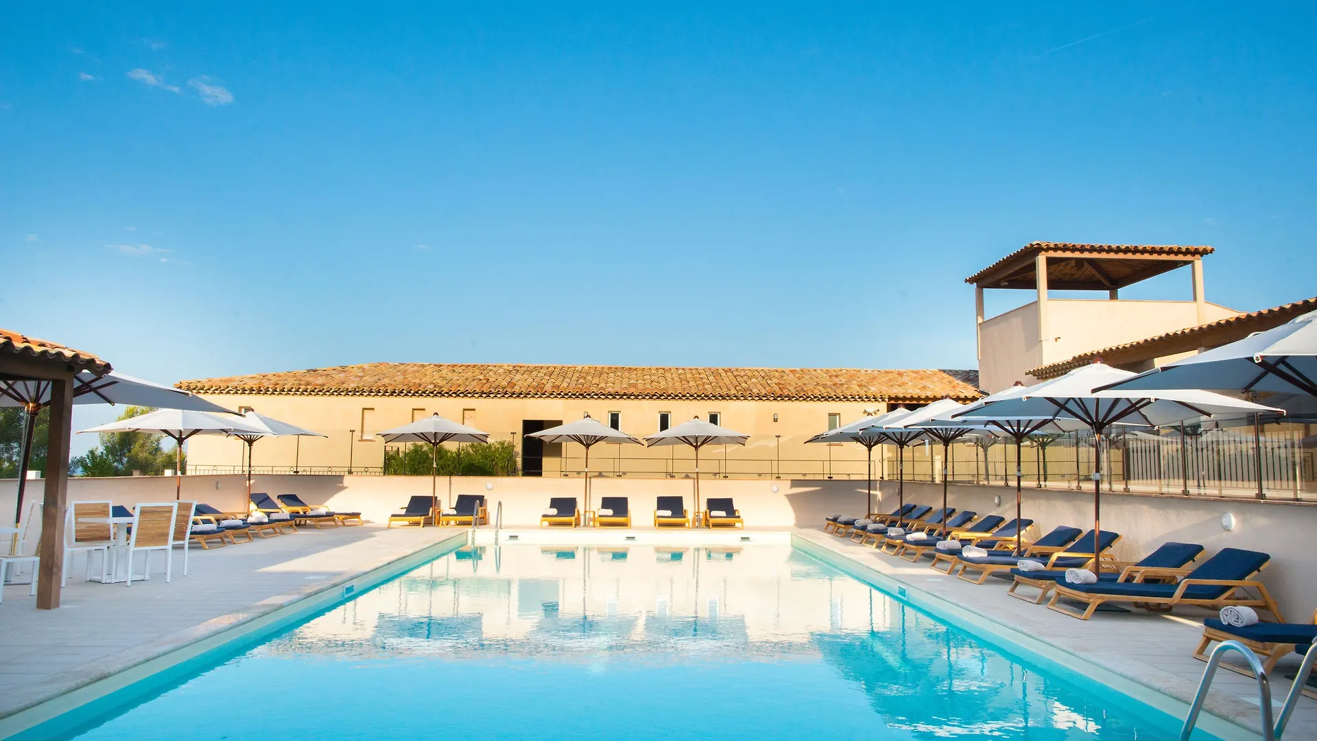 Отель Le Fregate Provence Сен-Сир-сюр-Мер