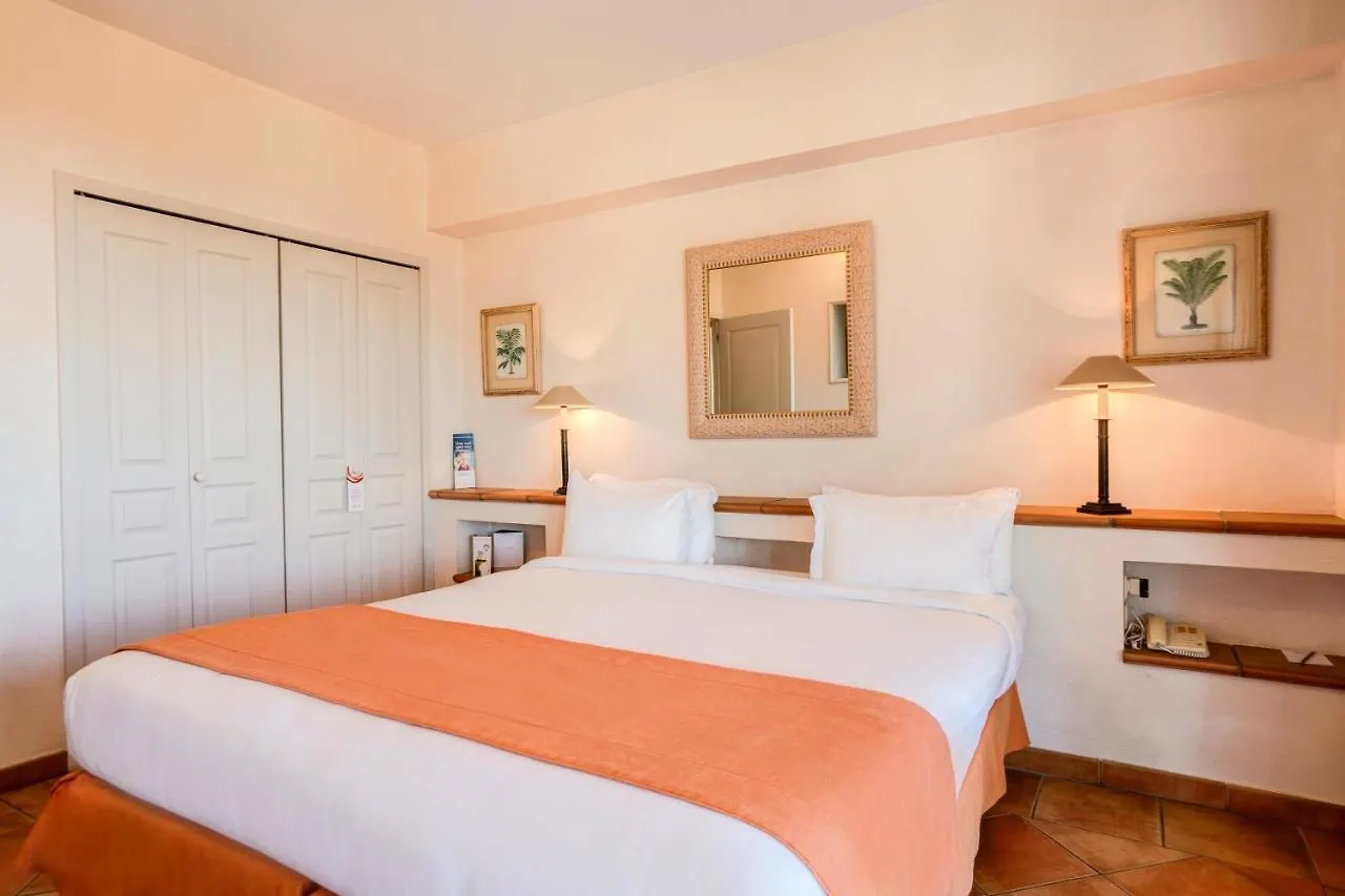 Отель Le Fregate Provence Сен-Сир-сюр-Мер