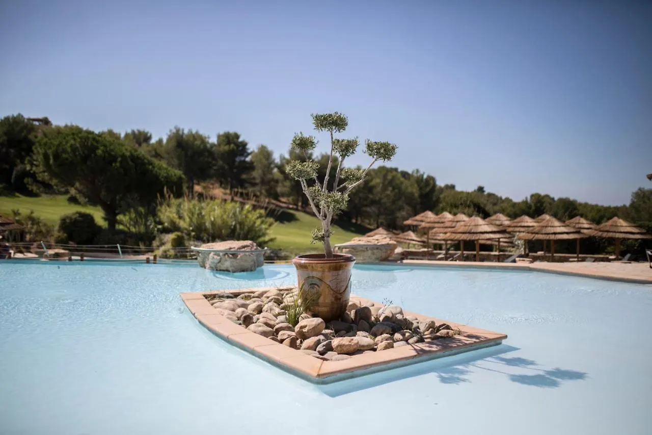 ****  Отель Le Fregate Provence Сен-Сир-сюр-Мер Франция
